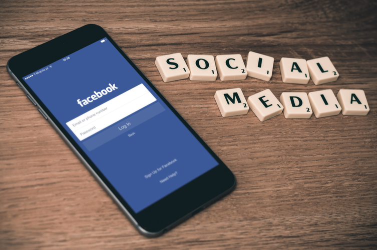 socialmedia facebook